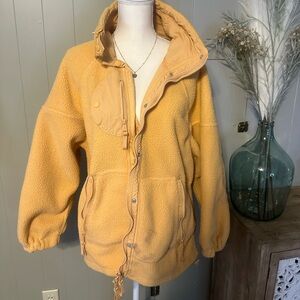 Oversized free people zip up. Size small. Smoke free home. Barely worn.